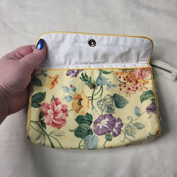 Vintage Galante Studios Yellow Floral Makeup Bag/Clutch. - Picture 6 of 13